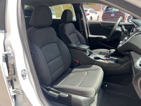 Used 2024 Chevrolet Malibu LT FWD image 21