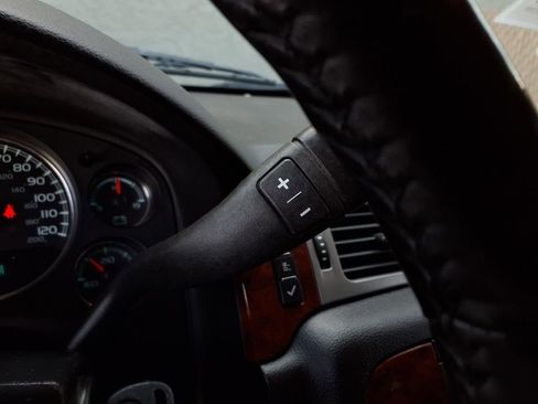 Used 2013 Chevrolet Tahoe LS w/ Convenience Package RWD image 11