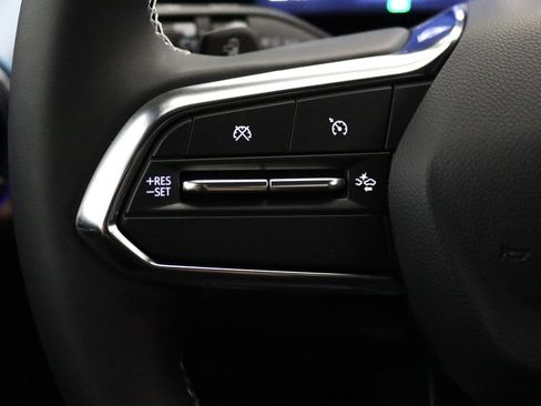 Certified 2026 Chevrolet Equinox EV LT w/ Convenience Package II FWD image 14