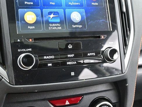 Used 2019 Subaru Crosstrek 2.0i Limited w/ Moonroof Package w/Navigation AWD/4WD image 23