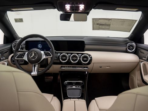 New 2026 Mercedes-Benz CLA 250 4MATIC image 10