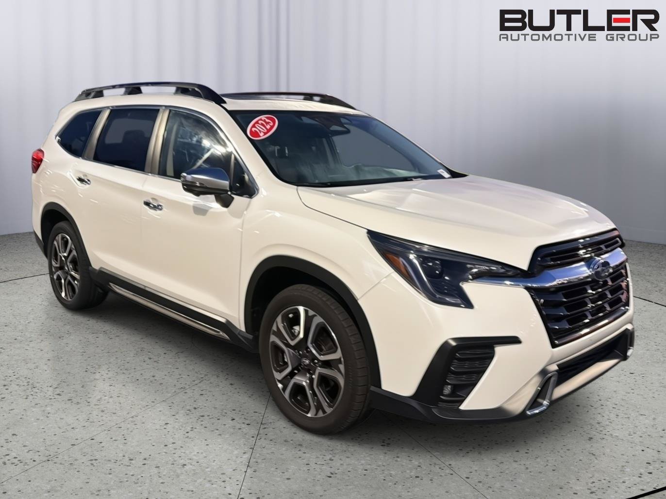 Used 2023 Subaru Ascent Touring AWD/4WD image 8