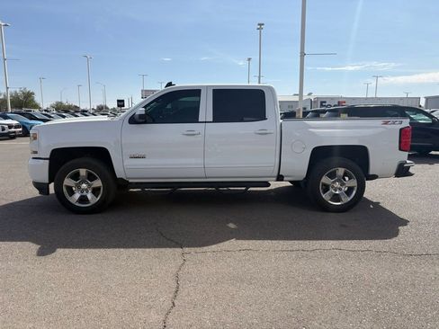 Used 2018 Chevrolet Silverado 1500 LT w/ Texas Edition image 2