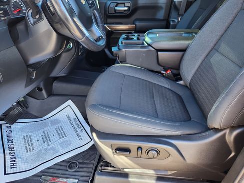 Used 2021 Chevrolet Silverado 1500 LT image 9