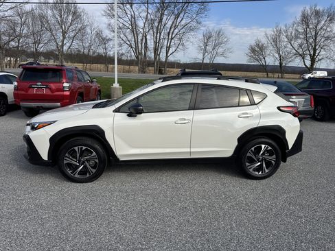 Used 2024 Subaru Crosstrek 2.0i Premium image 5