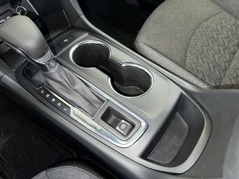 Certified 2024 Chevrolet Equinox LT w/ LPO, Floor Liner Package image 14