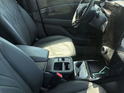 Used 2025 Ford Mustang Mach-E Select w/ Comfort Package Lite image 10