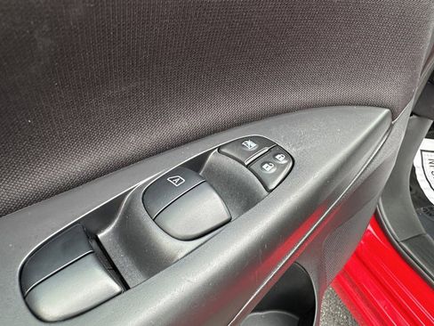 Used 2018 Nissan Sentra SV w/ Protection Package image 21