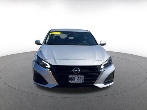 Used 2023 Nissan Altima 2.5 SV image 4