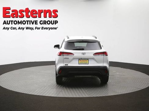 Used 2024 Toyota Corolla Cross LE w/ Moonroof Package AWD/4WD image 37