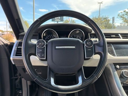 Used 2015 Land Rover Range Rover Sport HSE image 18