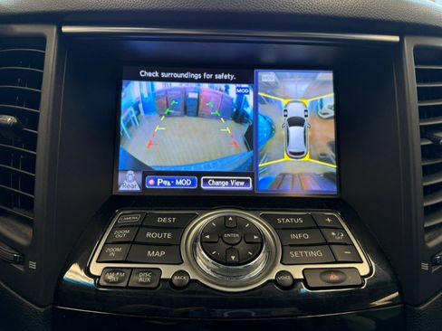 Used 2016 INFINITI QX70 2WD w/ Premium Package image 54