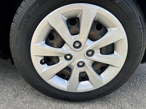 Used 2013 Kia Rio LX FWD image 16