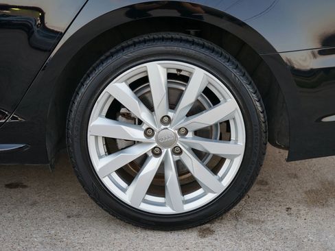 Used 2018 Audi A4 2.0T Ultra Premium w/ Convenience Package image 15