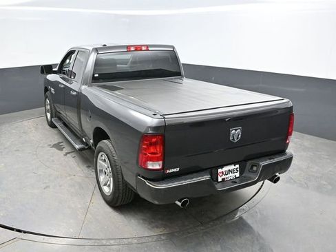 Used 2017 RAM 1500 Express w/ Express Value Package image 40