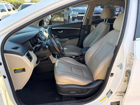 Used 2014 Hyundai Elantra GT w/ Option Group 02 FWD image 14