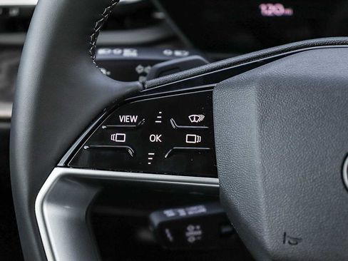 New 2025 Audi Q5 Premium Plus image 18