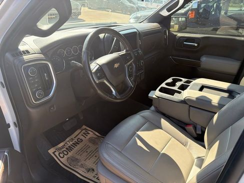 Used 2019 Chevrolet Silverado 1500 LT w/ All-Star Edition AWD/4WD image 7