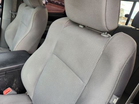 Used 2012 Toyota Tacoma 4x4 Double Cab w/ TRD Sport Pkg image 17