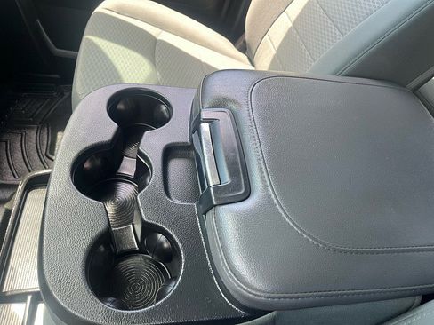 Used 2015 RAM 1500 Tradesman w/ Popular Equipment Group AWD/4WD image 34