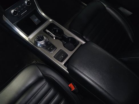 Used 2024 Ford Edge SEL image 26