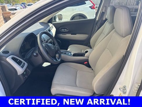 Used 2022 Honda HR-V EX image 3