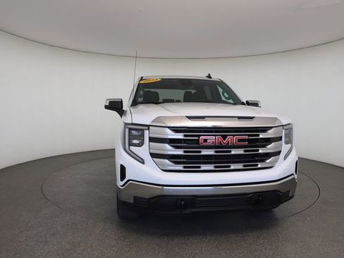 Used 2023 GMC Sierra 1500 SLE AWD/4WD image 32