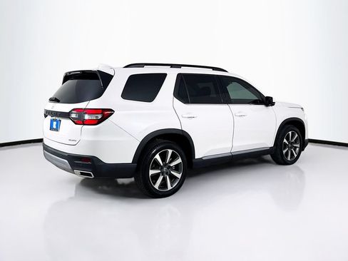 Used 2024 Honda Pilot Elite image 8