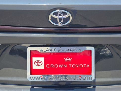Used 2024 Toyota Corolla LE FWD image 15