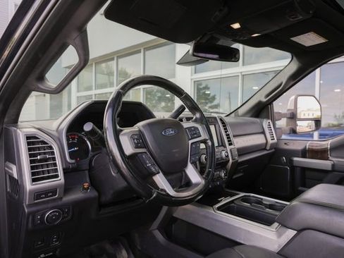 Used 2017 Ford F250 Platinum w/ Platinum Ultimate Package image 27