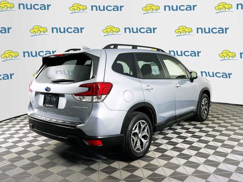 Used 2023 Subaru Forester Premium AWD/4WD image 7