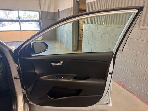 Used 2023 Kia Rio LX image 15