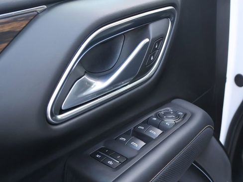 Used 2024 Chevrolet Tahoe Premier image 19