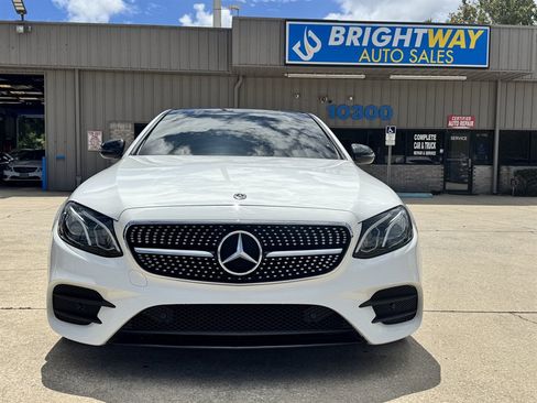 Used 2017 Mercedes-Benz E 300 w/ Premium 1 Package image 4