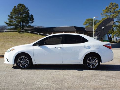 Used 2016 Toyota Corolla L image 8