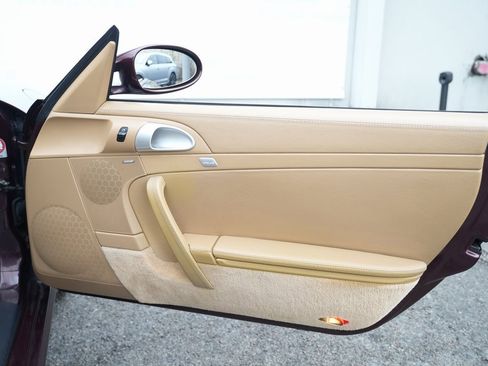 Used 2006 Porsche 911 Carrera 4 image 31