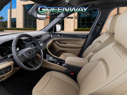 New 2025 Jeep Grand Cherokee Limited w/ Black Appearance Package RWD image 22