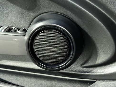 Used 2015 MINI Cooper 2-Door Hardtop image 37