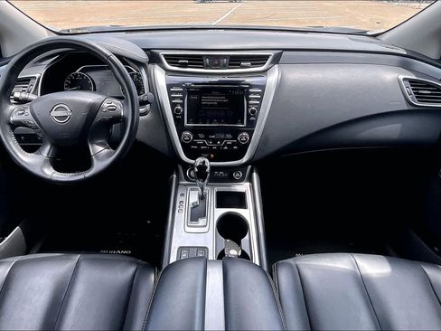 Used 2023 Nissan Murano SV FWD image 9