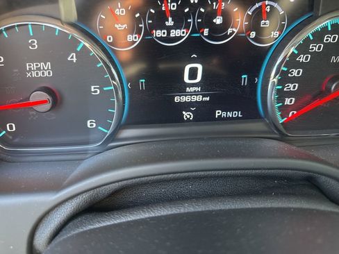Used 2018 Chevrolet Tahoe Premier AWD/4WD image 21