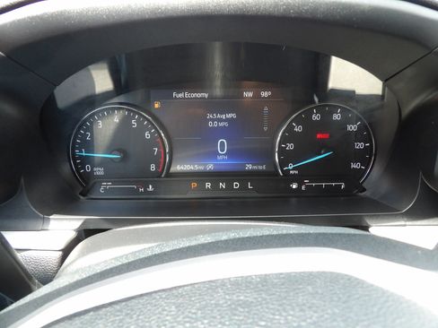 Used 2024 Ford Explorer XLT w/ Equipment Group 202A RWD image 19