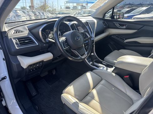 Certified 2022 Subaru Ascent Limited w/ Technology Package image 25