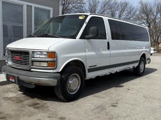 Used 2000 GMC Savana 3500 Extended Passenger w/ SLE Marketing Option Pkg 4 image 1