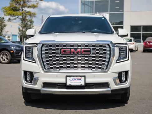 Used 2021 GMC Yukon XL Denali w/ Denali Premium Package AWD/4WD image 6
