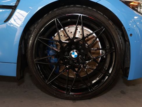 Used 2018 BMW M4 Convertible image 20