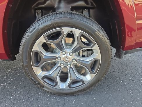 Used 2019 RAM 1500 Limited AWD/4WD image 18