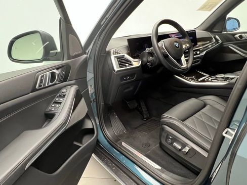 Certified 2025 BMW X5 xDrive40i image 22