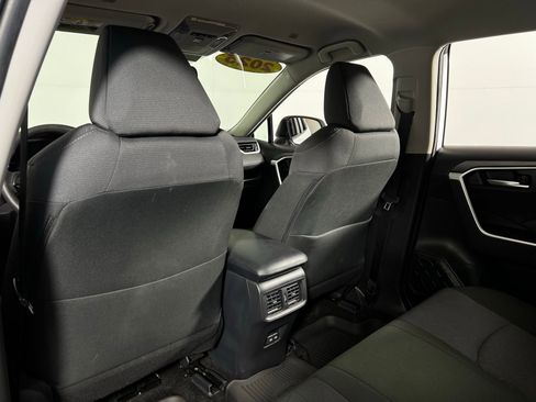 Certified 2025 Toyota RAV4 XLE AWD/4WD image 21
