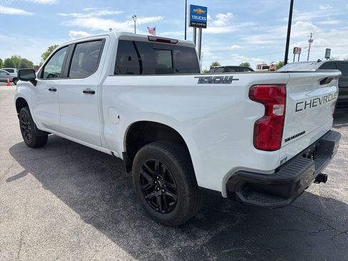 Used 2025 Chevrolet Silverado 1500 LT Trail Boss w/ LT Trail Boss Premium Package AWD/4WD image 4
