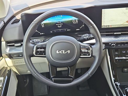 Used 2024 Kia Carnival SX Prestige FWD image 31